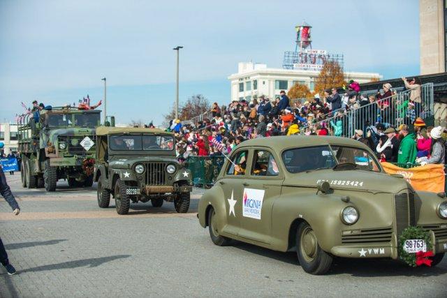 Dominion Christmas Parade 2016